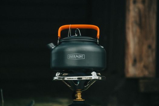 Read more about the article Will a MARBERO Portable Power Station 88Wh Power a Camping Electric Kettle (0.1Hrs)