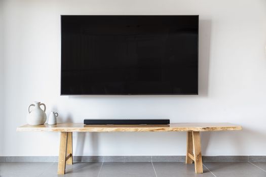 Read more about the article Will a MARBERO Portable Power Station 88Wh Power a Soundbar Speaker (2.5Hrs)