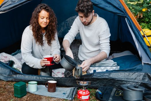 Read more about the article Will a Jackery Explorer 300 Power a Portable Shower Pump (6.2Hrs)